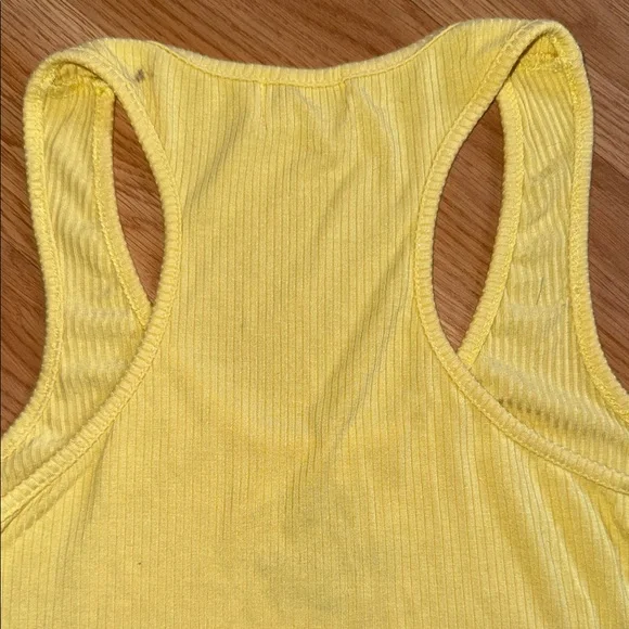 Tiger Mist Yellow Tank Top Malibu Crop Size Small - Picture 6 of 7